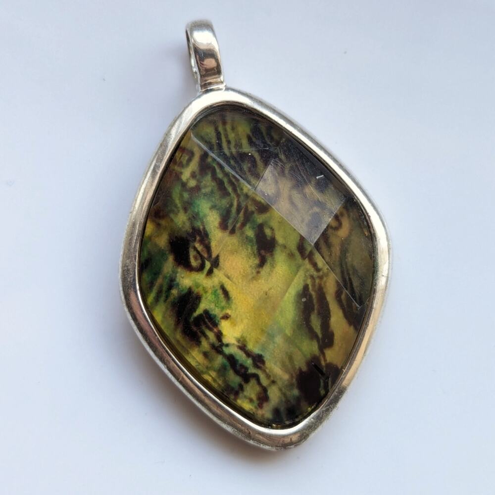 Vintage Signed RMN Roman Silver Tone Faceted Acrylic Faux Shell Boho Pendant